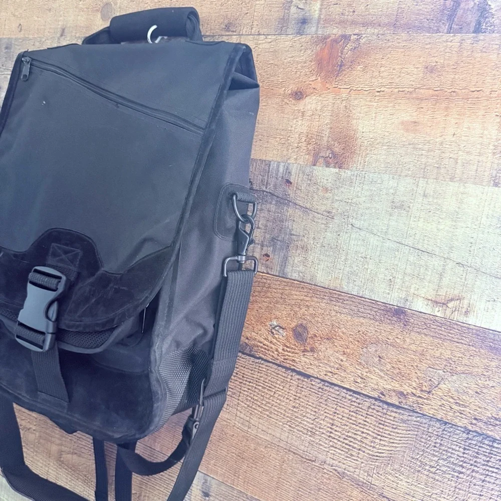 Kensington Black Stylish Convertible Backpack Messenger Saddle Bag